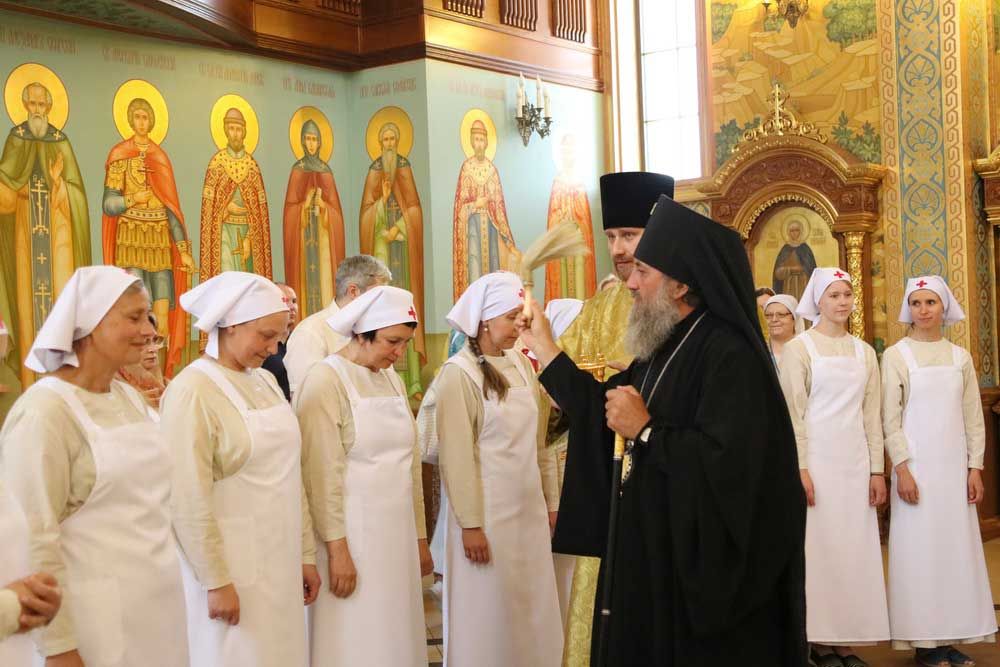 Сестры милосердия в Калининграде